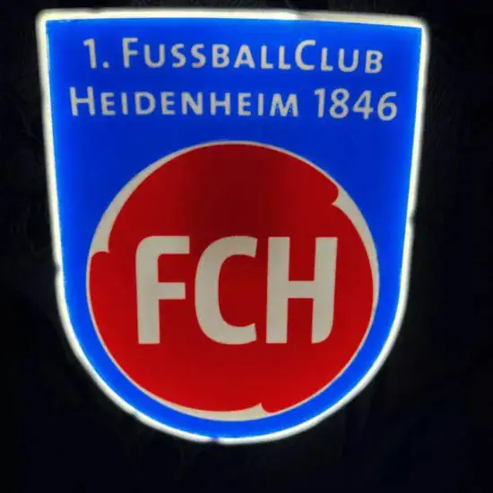 1. FC Heidenheim Leuchtschild Detailansicht mit 3D-Effekt